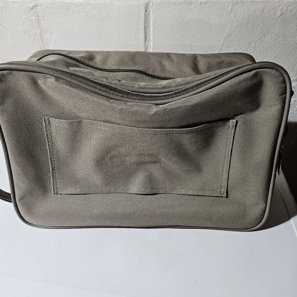 Vintage Atlantic Garment Bag